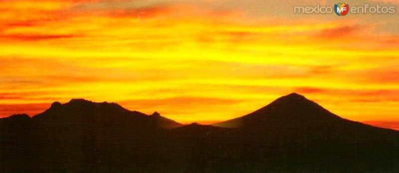 Fotos de Parque Nacional Iztaccíhuatl Popocatépetl, Puebla: Atardecer en los volcanes