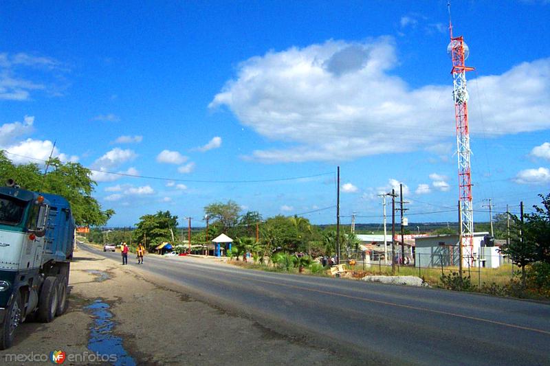 Fotos de El Abra, Tamaulipas: Carretera a Ciudad Mante (México-85)