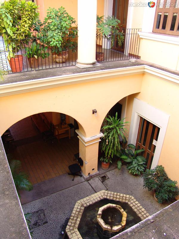 Fotos de Colima, Colima: Patio interior del Palacio Municipal