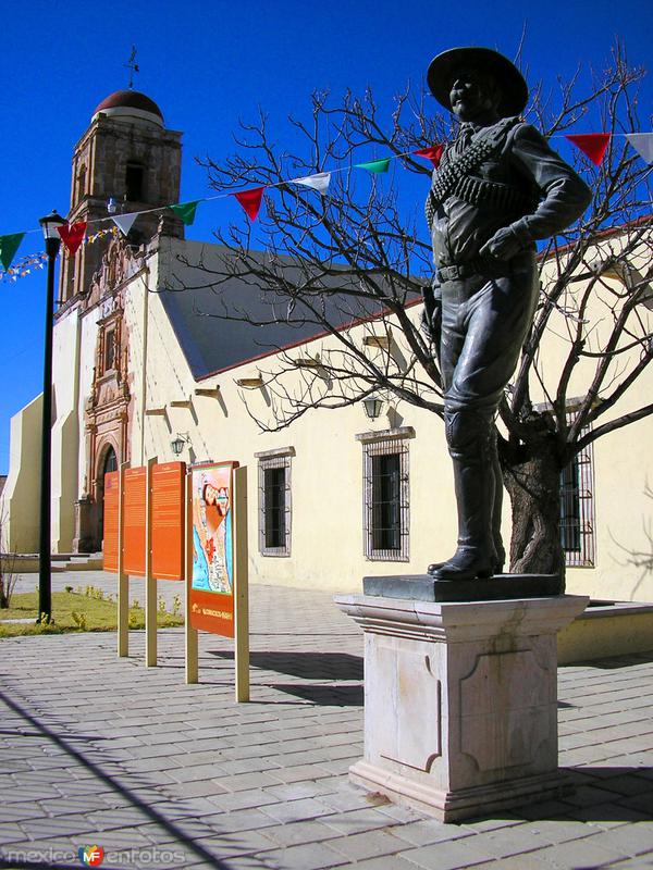 Fotos de Las Nieves, Durango: Monumento a Francisco Villa