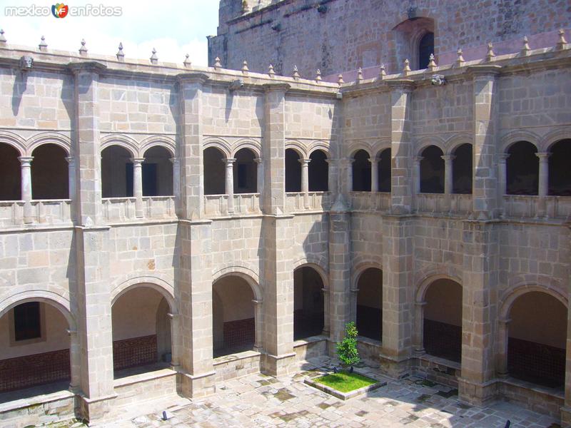 Fotos de Cuitzeo, Michoacán: Convento Agustino de Santa María Magdalena