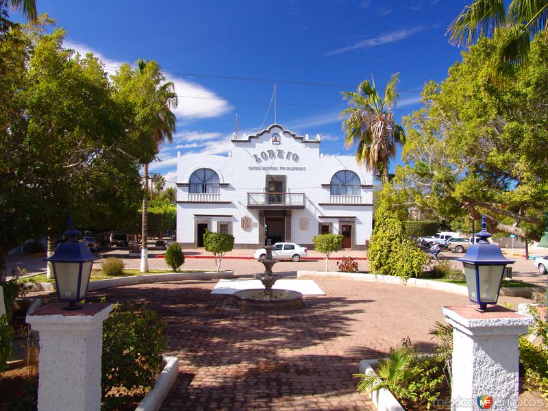 Fotos de Loreto, Baja California Sur: Presidencia Municipal