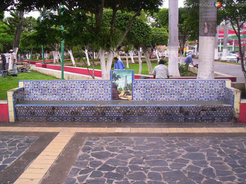 Fotos de Poza Rica, Veracruz: Banca en el Parque Juárez