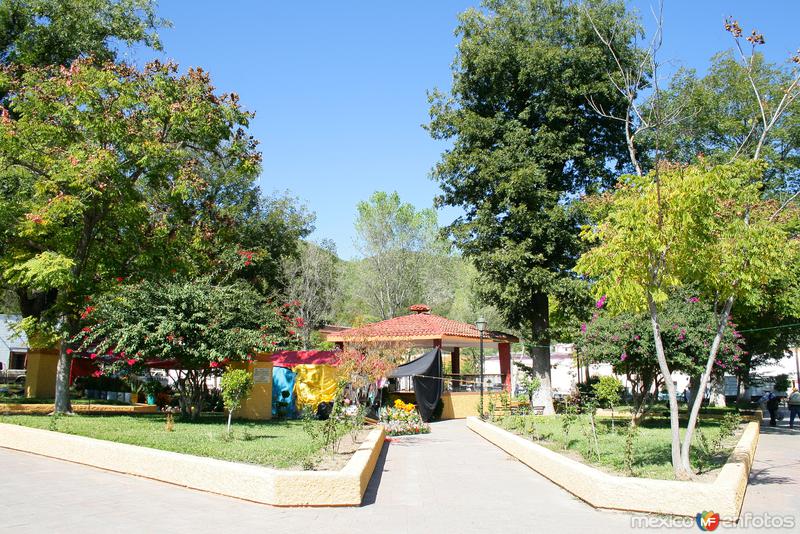 Fotos de Aramberri, Nuevo León: KIOSKO Y PLAZA DE ARAMBERRI