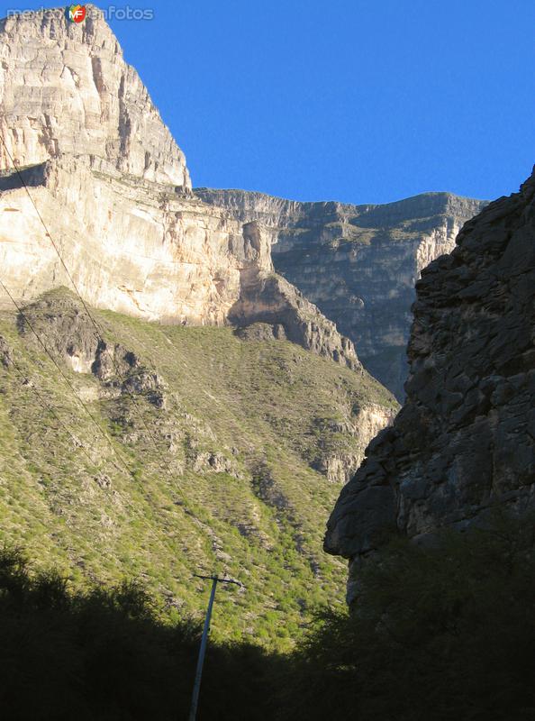 Fotos de Bustamante, Nuevo León: Perfil del Indio en el Cañón