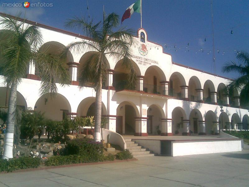 Fotos de San Pedro Pochutla, Oaxaca: Palacio Municipal de San Pedro Pochutla