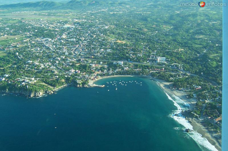 Fotos de Puerto Escondido, Oaxaca: Vista Aérea