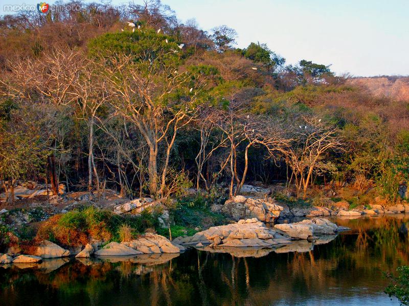 Fotos de Ciudad Lagunas, Oaxaca: laguna azul2