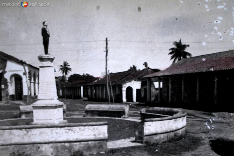 Fotos de Acayucan, Veracruz: 1928, Glorieta 