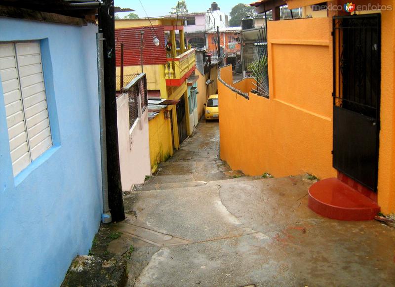 Fotos de Agua Dulce, Veracruz: Colorido callejón