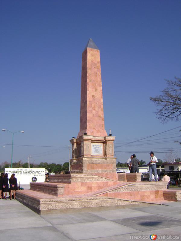 Fotos de Escárcega, Campeche: obelisco de Escarcega