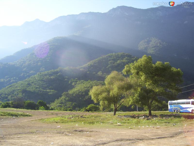 Fotos de Hidalgo, Tamaulipas: montañas que rodean al chorrito, hidalgo, tam.