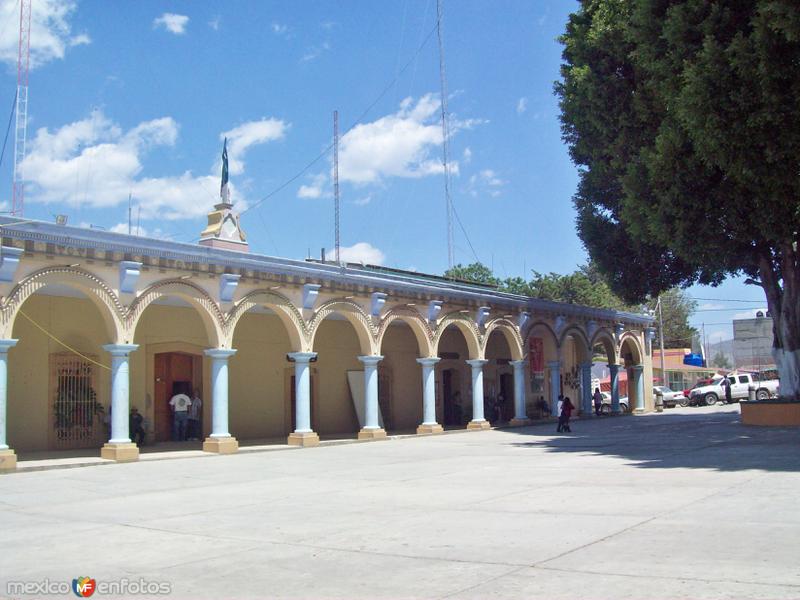 Fotos de Santiago Juxtlahuaca, Oaxaca: Palacio Municipal