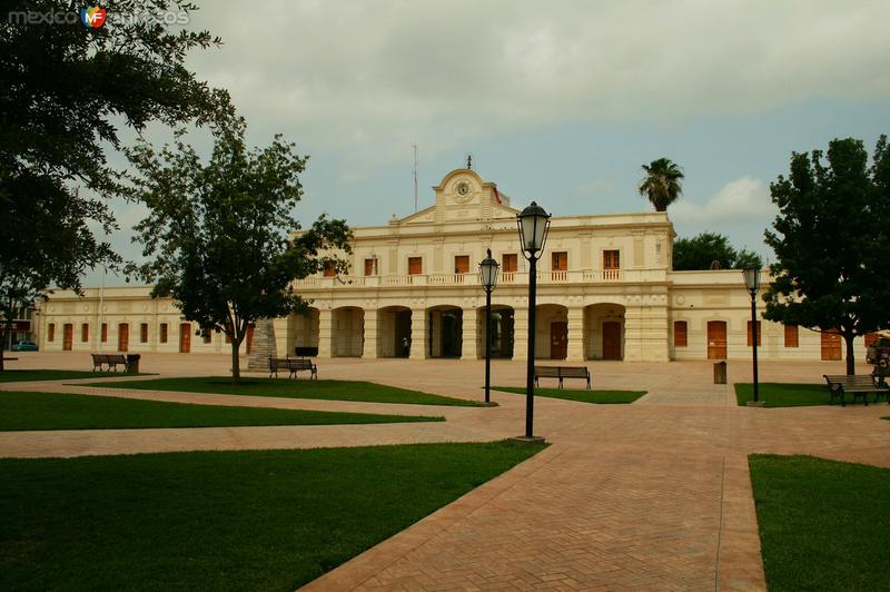 Fotos de Montemorelos, Nuevo León: PRESIDENCIA MUNICIPAL