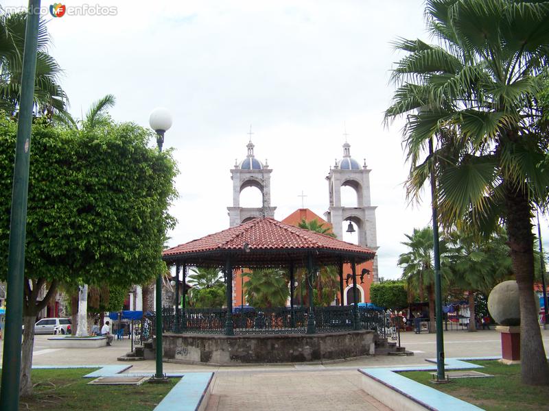 Fotos de San Blas, Nayarit: KIOSKO E IGLESIA PRINCIPAL