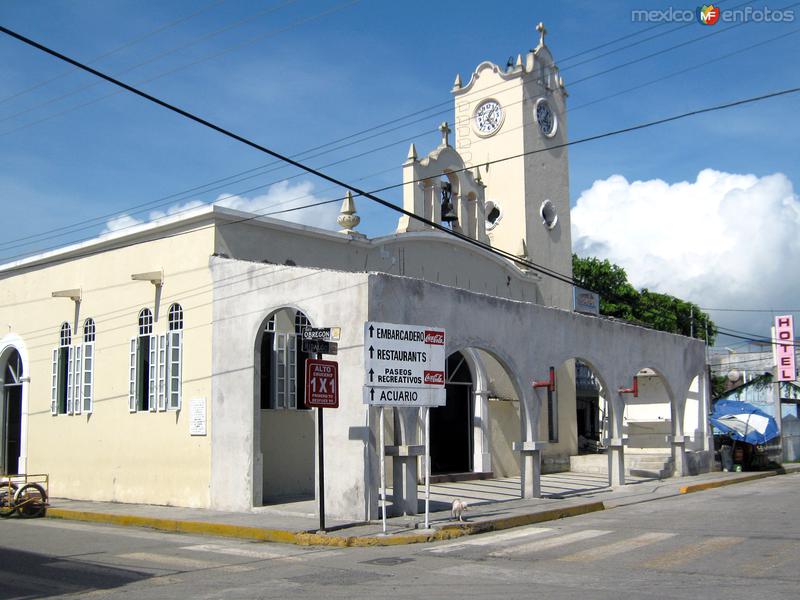 Fotos de Tecolutla, Veracruz: Iglesia de Nuestra Señora de Guadalupe