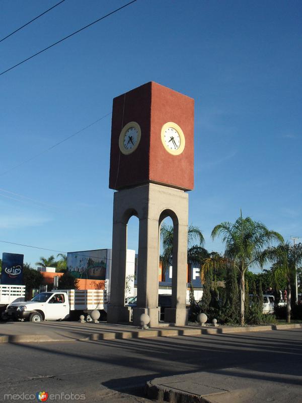 Fotos de Rioverde, San Luis Potosí: El reloj reubicado