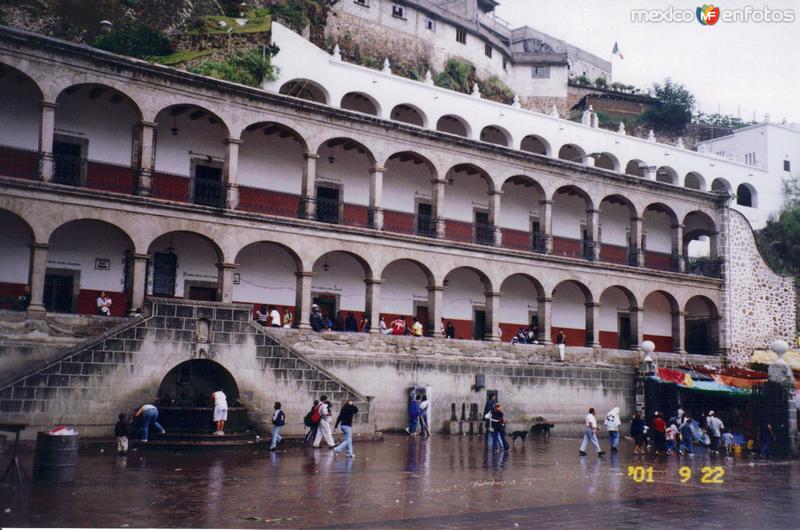 Fotos de Chalma, México: Arquería en el atrio del Santuario de Chalma, Edo. de México