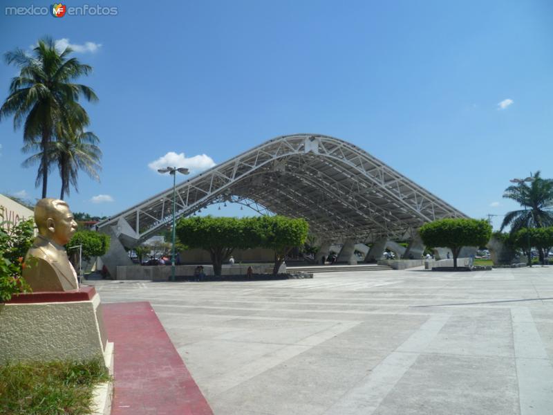 Fotos de Poza Rica, Veracruz: Domo de la plaza cívica 18 de marzo