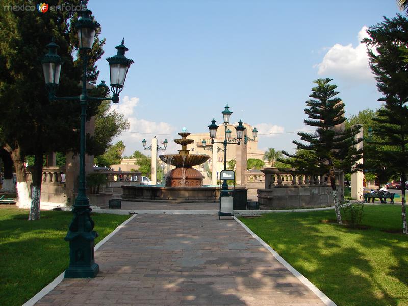 Fotos de Nuevo Laredo, Tamaulipas: VISTA AL PALACIO MUNICIPAL