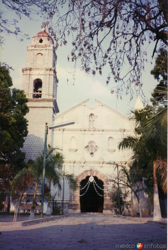 Fotos de Coxcatlán, Puebla: Portada del templo de Coxcatlán, Puebla