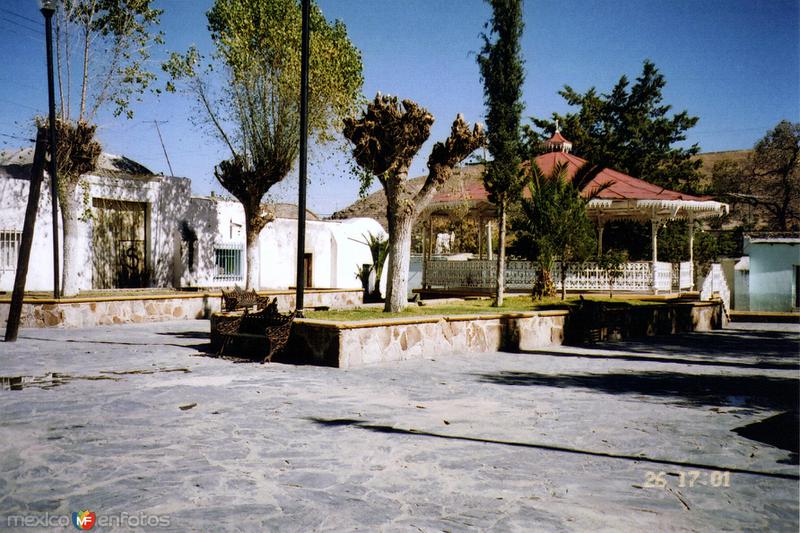 Fotos de Real De Asientos, Aguascalientes: Kiosko y plazuela de Guadalupe. Real de Asientos, Aguascalientes