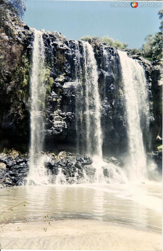 Fotos de Santa María Atlihuetzía, Tlaxcala: Cascada de Atlihuetzía en el Río Zahuapan. Santa María Atlihuetzía, Tlaxcala