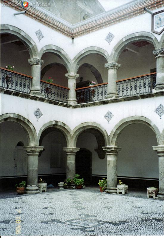 Fotos de Huamantla, Tlaxcala: Claustro del ex-convento de San Luis, siglo XVI. Huamantla, Tlaxcala