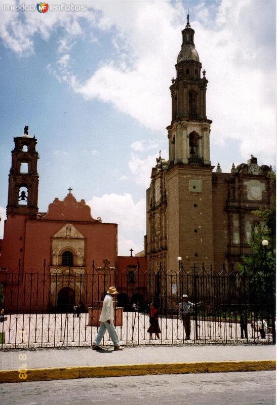 Fotos de Huichapán, Hidalgo: Ex-convento de San Mateo del siglo XVI y capilla de Guadalupe. Huichapan, Hidalgo