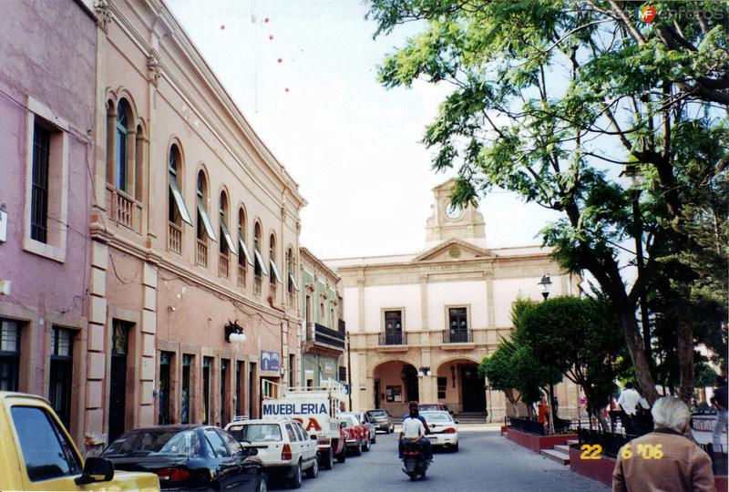 Fotos de San Luis De La Paz, Guanajuato: Palacio municipal y arquitectura colonial. San Luis de la Paz, Guanajuato