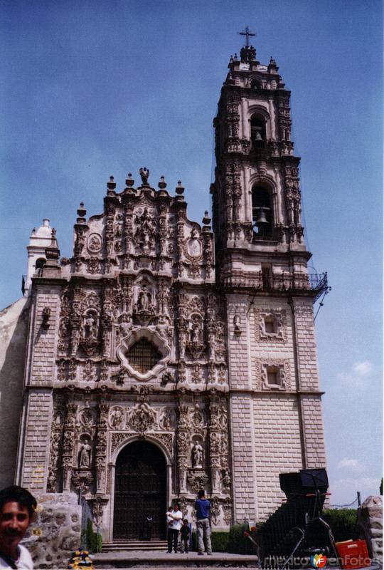 Fotos de Tepotzotlán, México: De estilo churrigueresco el templo de San Francisco Javier, siglo XVII. Tepotzotlán, Edo. de México