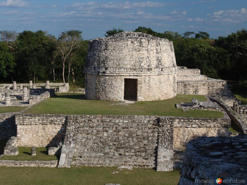 Fotos de Mayapán, Yucatán: El Templo Redondo