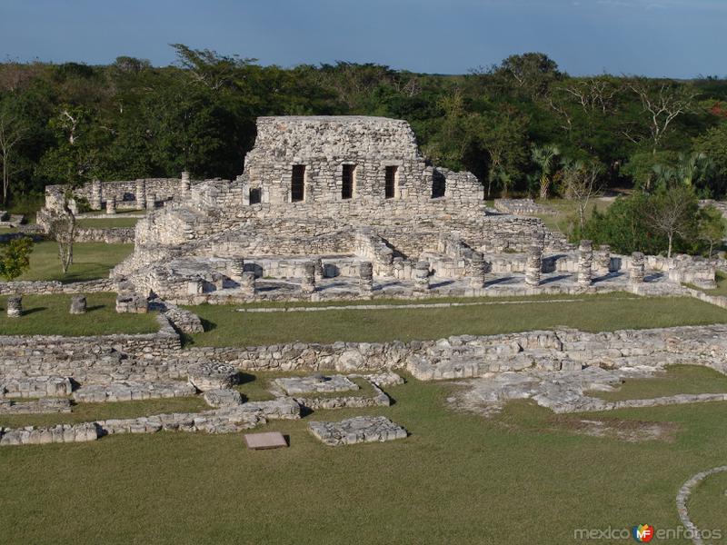 Fotos de Mayapán, Yucatán: Ruinas de Mayapán (Estandarte de los Mayas)