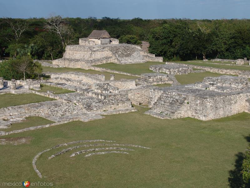 Fotos de Mayapán, Yucatán: Ruinas de Mayapán (Estandarte de los Mayas)