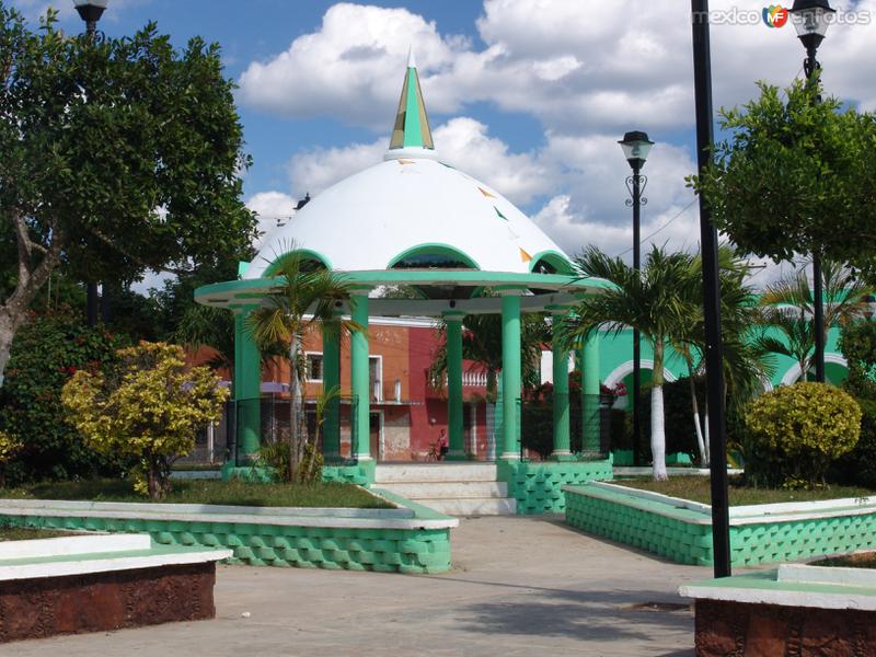 Fotos de Chapab, Yucatán: Plaza principal