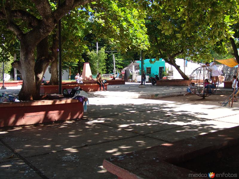 Fotos de Ticul, Yucatán: Plaza y Parque Infantil