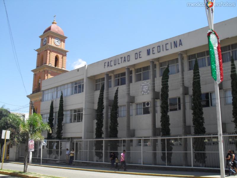 Fotos de Ciudad Mendoza, Veracruz: La facultad de Medicina