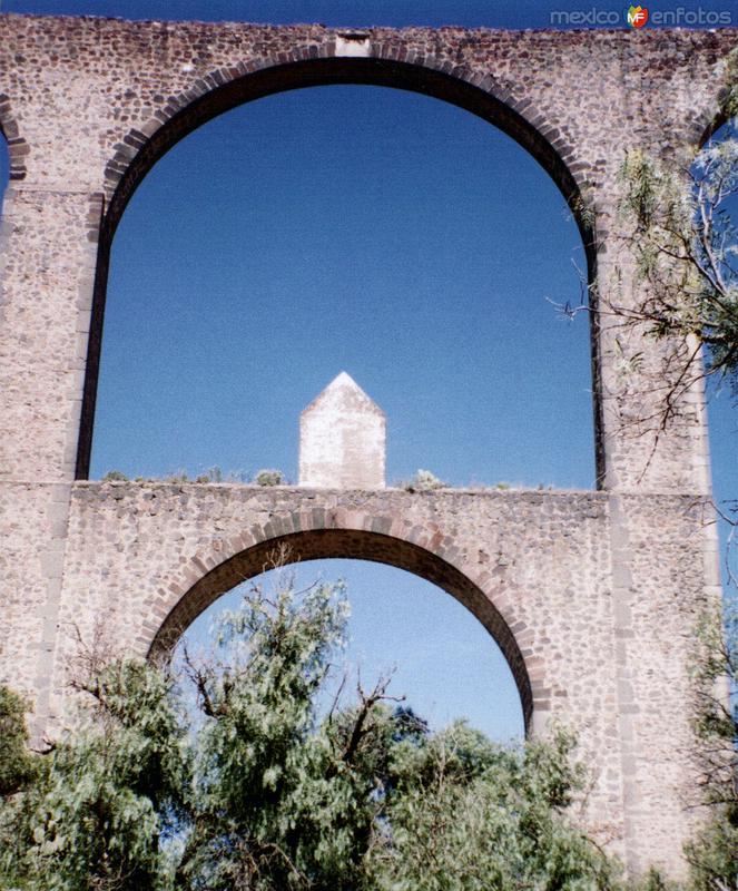 Fotos de Tepeyahualco, Hidalgo: Arcos centrales del acueducto del Padre Tembleque. Tepeyahualco. 2004