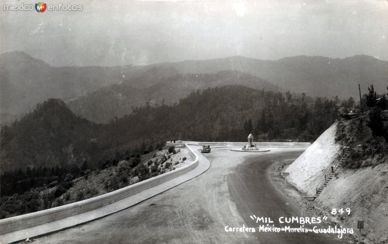 Fotos de Mil Cumbres, Michoacán: Mil Cumbres. Carretera México - Morelia - Guadalajara