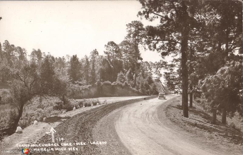 Fotos de Mil Cumbres, Michoacán: Mil Cumbres. Carretera México - Morelia - Guadalajara