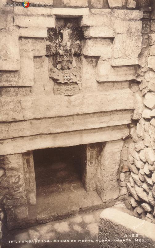 Fotos de Monte Albán, Oaxaca: Interior de una tumba. Ruinas de Monte Albán