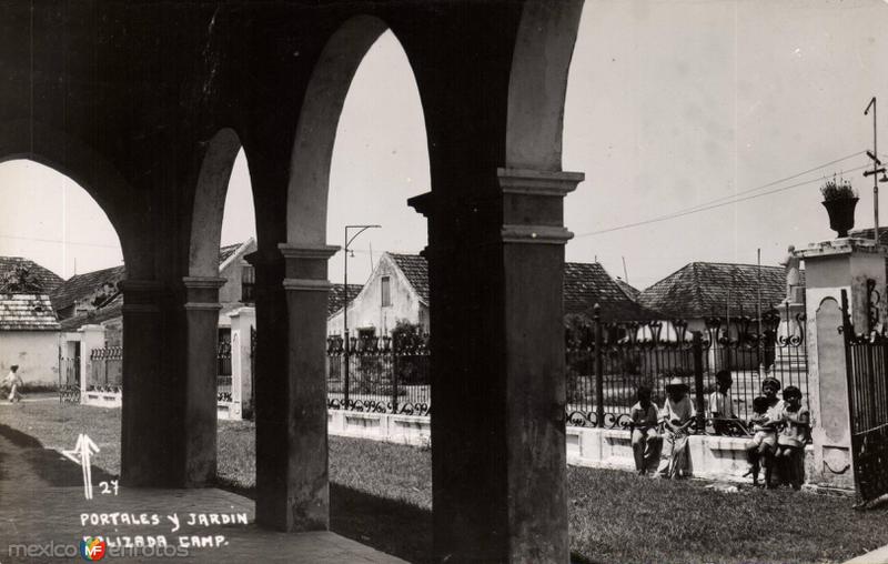 Fotos de Palizada, Campeche: Portales y Jardín