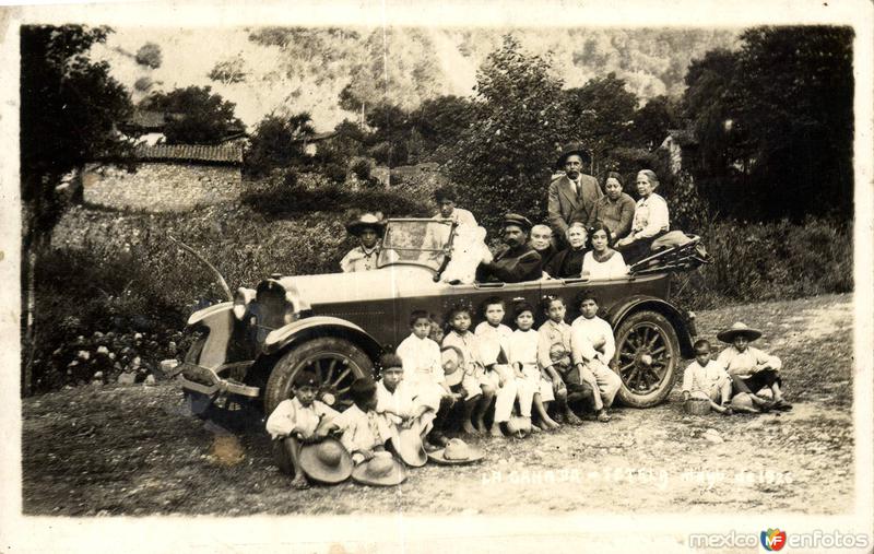 Fotos de Tetela De Ocampo, Puebla: Paseo familiar por La Cañada. Mayo de 1926