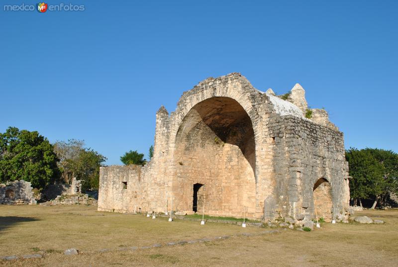 Fotos de Dzibilchaltún, Yucatán: Capilla abierta en Dzibilchaltún