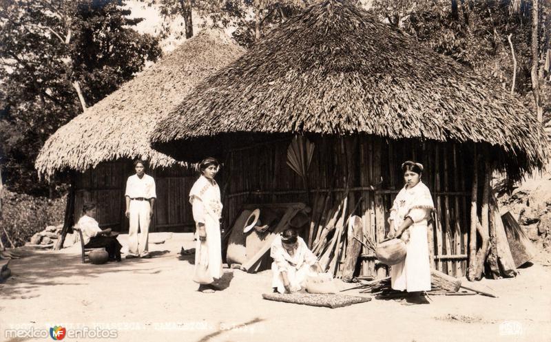 Fotos de Tamaletom, San Luis Potosí: Familia Huasteca en Tamaletom