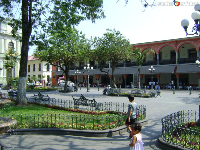 Fotos de Córdoba, Veracruz: Zócalo y los Portales de Córdoba. Abril/2012