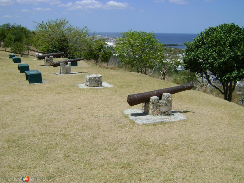 Fotos de Campeche, Campeche: Vista desde el Fuerte de San José el Alto. Abril/2012