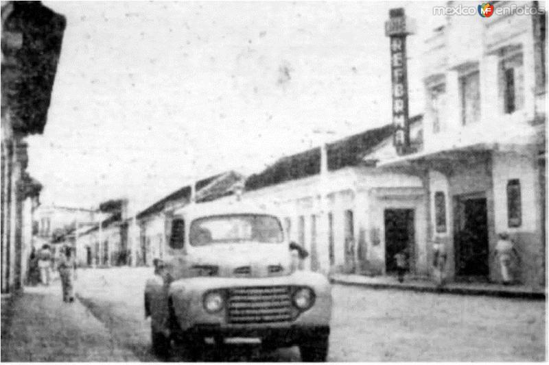 Fotos de Comalcalco, Tabasco: ALGUNA AVENIDA PRINCIPAL, COMALCALCO TAB. 1932