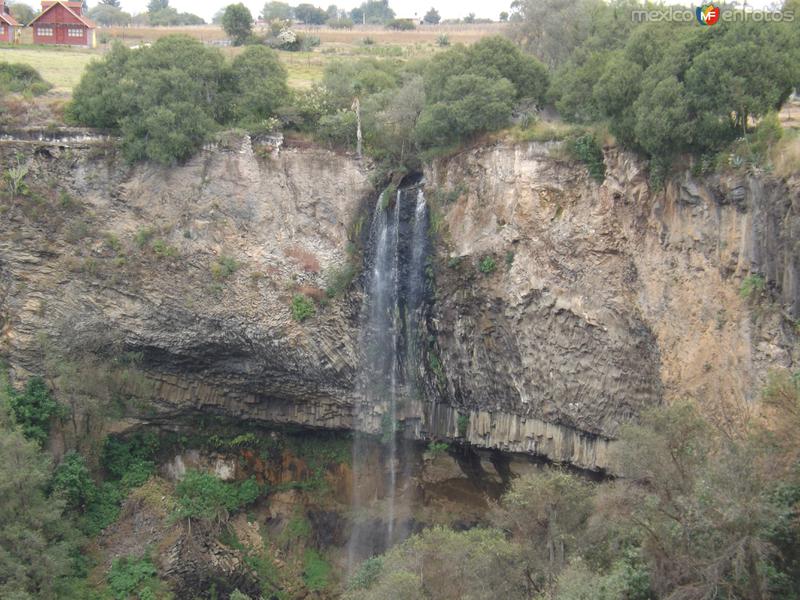 Fotos de Santa María Regla, Hidalgo: Hermosa cascada desde la ex-hacienda Santa María Regla. Noviembre/2012