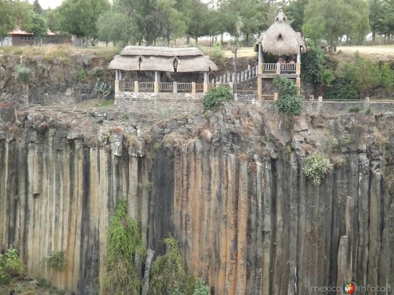 Fotos de Santa María Regla, Hidalgo: Mirador y prismas basálticos. Octubre/2012